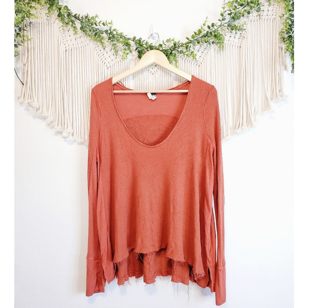 FREE PEOPLE Oversized Waffle Knit Frayed Thermal Top L